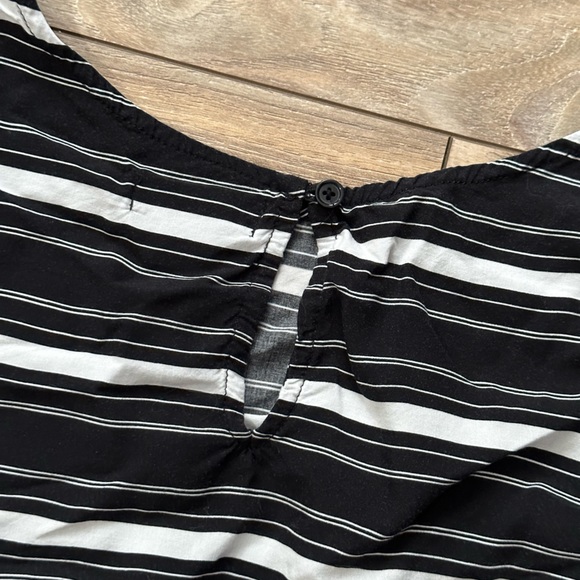 Gap Black & White Striped Long Sleeve Peplum Blouse Size Small - Picture 11 of 12